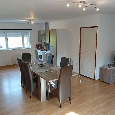 Grand Appartement Avec Terrasse Wignehies エクステリア 写真