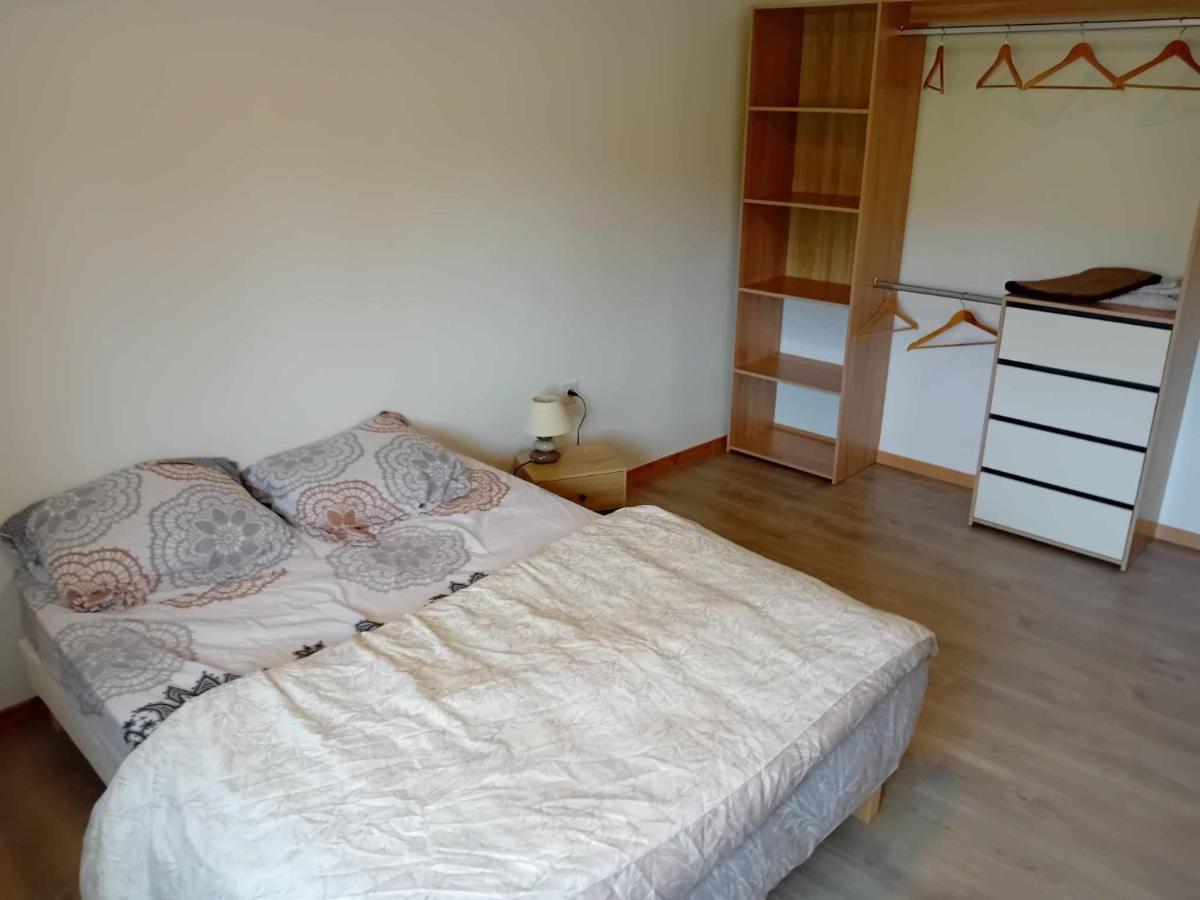 Grand Appartement Avec Terrasse Wignehies エクステリア 写真